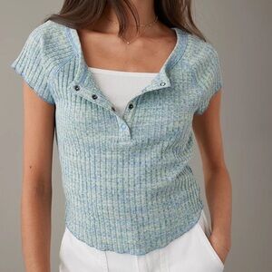 American Eagle Cropped Hey Baby Henley Tee Like New Small